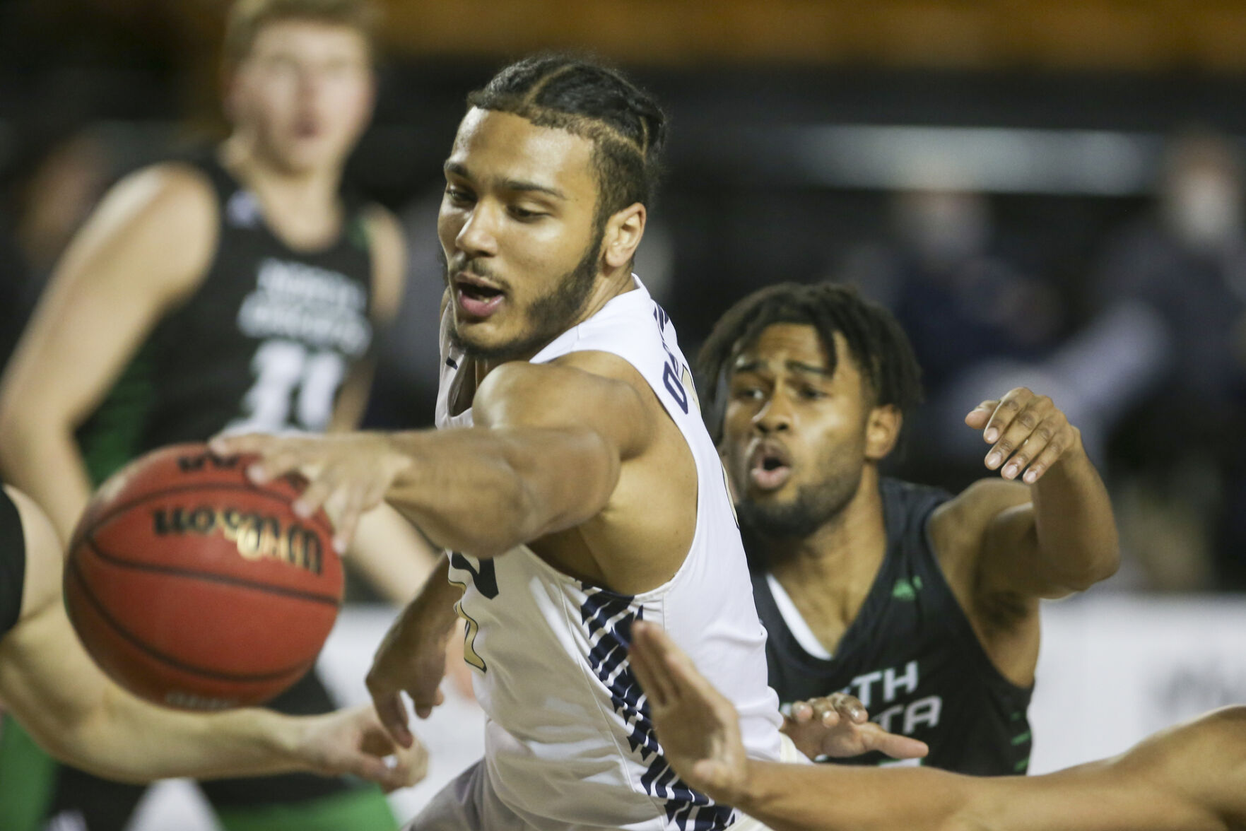 Oral Roberts vs North Dakota